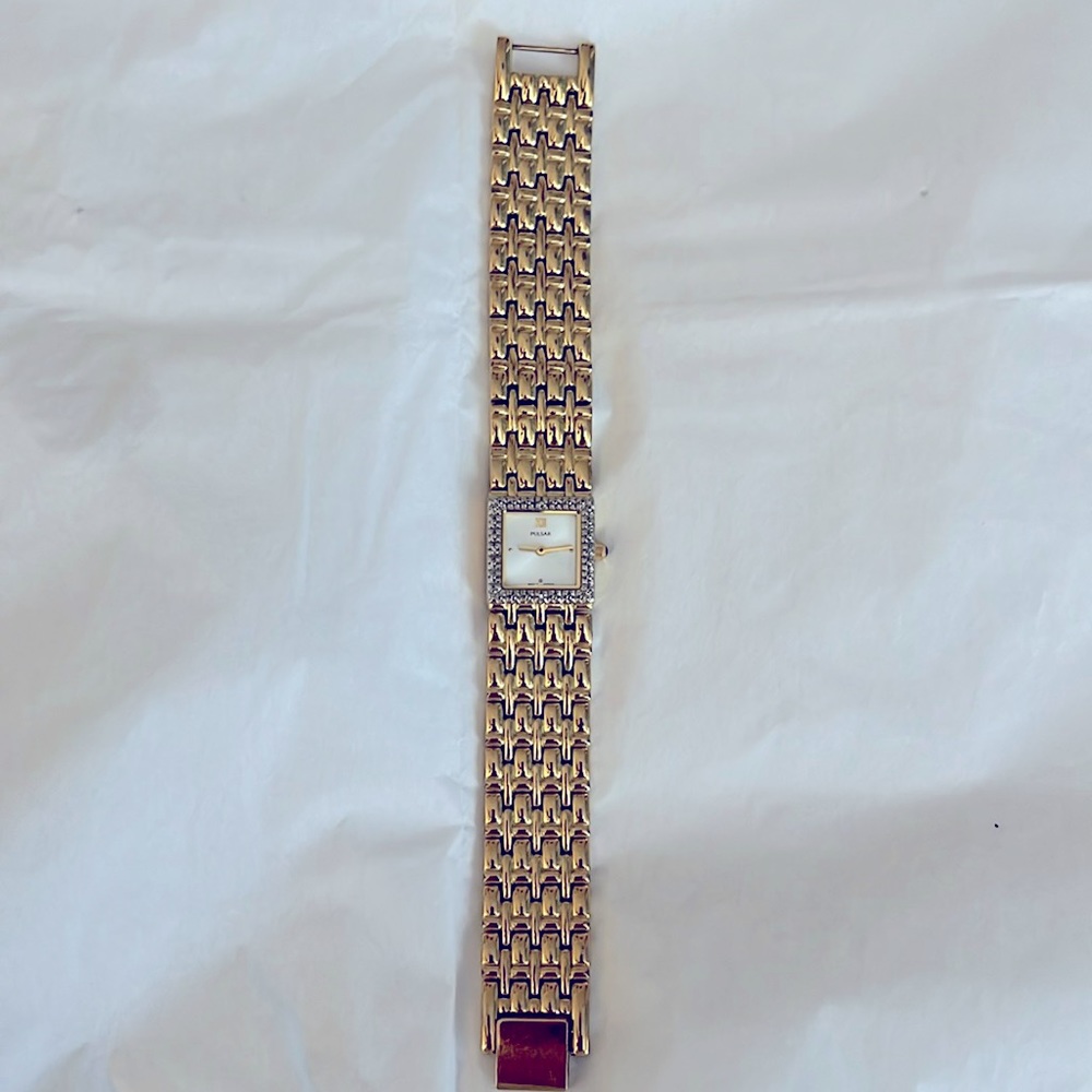 Pulsar ladies watch.